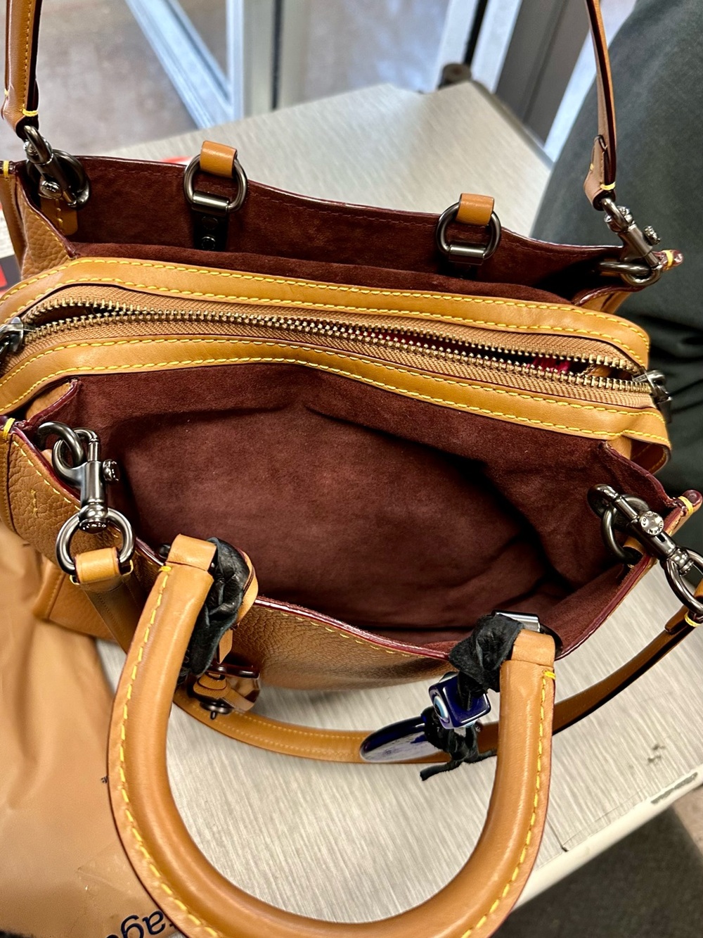 COACH Rogue 30/31 1941 Light Saddle Tan PebbledLeather Satchel Oxblood 3Way bag - Picture 4 of 16